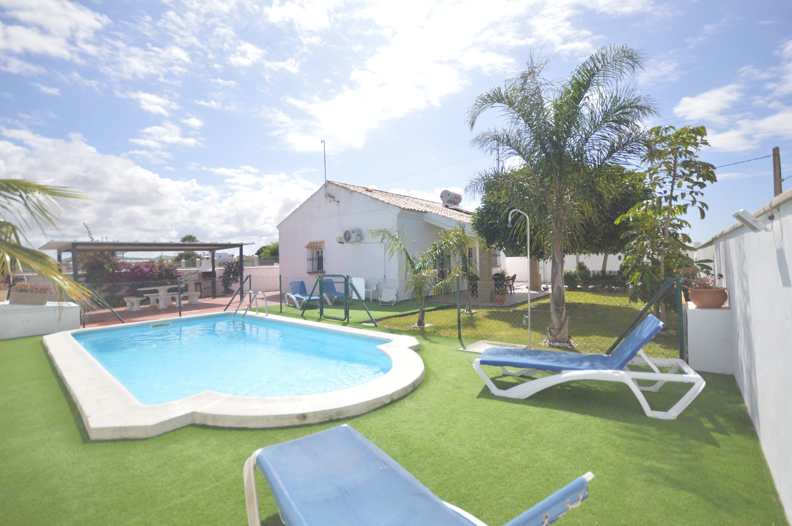 Casa María del Mar Palmar | Chalet con piscina privada en el Palmar