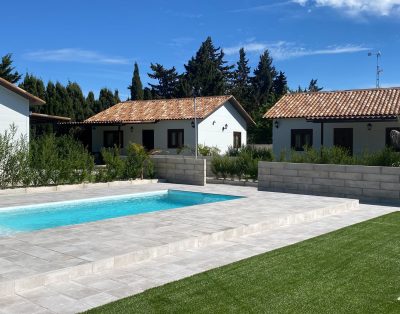 Casa Sena 2| Casa de dos habitaciones con jardín y piscina